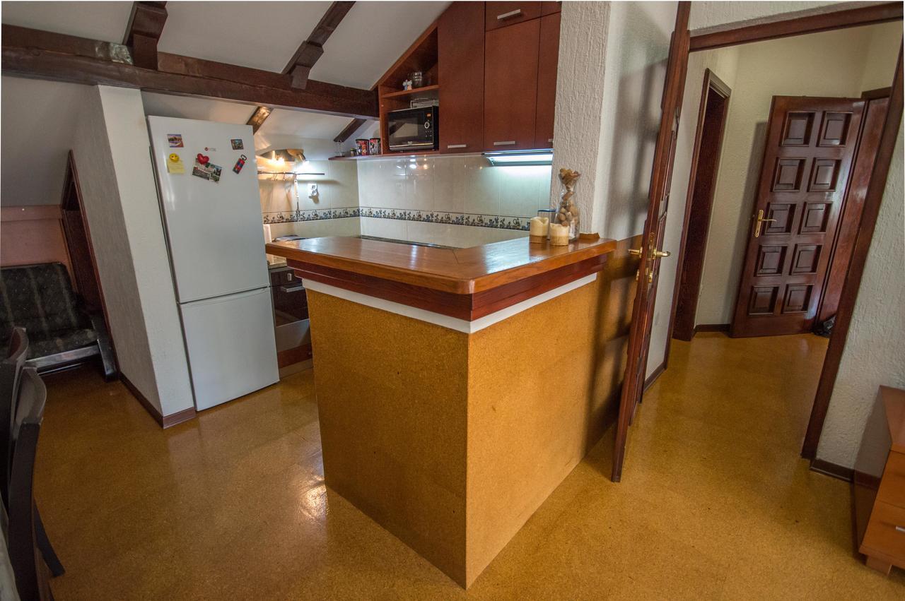 Apartment Kiwi โกตอร์ ภายนอก รูปภาพ